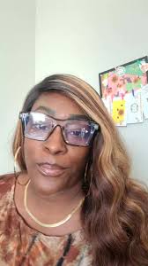 Ebony Simmons (@ebony.lifestylerealtor) • Instagram फोटोहरू र भिडियोहरू