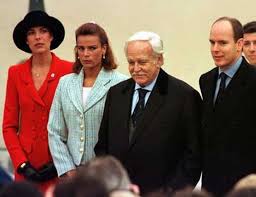 Jeff hoeyberghs heeft het recht om met zijn uitspraken de nood aan een lobotomie tussen zijn benen te verantwoorden. Leeuwendeel Vermogen Rainier Voro Albert En Caroline Het Nieuwsblad Mobile