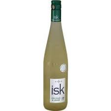 Le vin blanc est un vin produit par la fermentation alcoolique du moût des raisins à pulpe non colorée et à pellicule blanche ou noire. Vin Blanc Bio Pour Cuisiner La Villageoise Intermarche