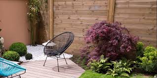 When they moved into their 1980s house four years ago, there was a large cypress right in the middle of the garden. 9 Small Garden Ideas On A Budget