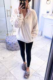 Comfy Winter Outfit Emily Gemma The Sweetest Thing Blog Emilygemma Thesweetestthingblog Winteroutfit Cosy Winter Outfits Cute Lounge Outfits Cozy Outfit