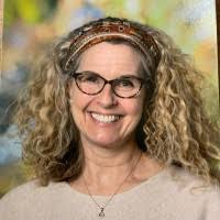 Carolyn Caffrey's Instagram, Twitter & Facebook