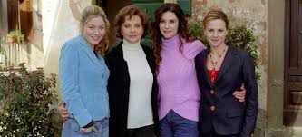 Nancy brilli, eva grimaldi, virna lisi, alessandra martines, valeria milillo, iva zanicchi, sarah felberbaum, and camilla diana in caterina e le sue figlie (2005). Caterina E Le Sue Figlie Alchetron The Free Social Encyclopedia