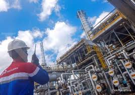 Kilang getah, apitan karet, kilang tempat membuat getah keping. Pertamina Lakukan Sejumlah Efisiensi Dalam Pengelolaan Kilang