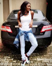 Gold cites his influences as sunny ade, bruno mars, nubia, ebenezer obe. Net Exclusive Simi Still Drives Adekunle Gold S Car And Falz Is In The Friend Zone