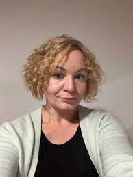 This is for Sev Malcolm a headshot sketch of Enno my camera couldn't focus 