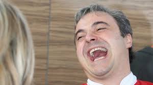 Ordinace v růžové zahradě 2 (do roku 2008 ordinace v růžové zahradě) je český televizní seriál vysílaný od roku 2005 na tv nova.spadá do žánru mýdlových oper a řadí se k takzvaně nekonečným seriálům. Tezky Boj S Alkoholem Vycerpany Martin Zounar Skoncil V Psychiatricke Lecebne Extra Cz