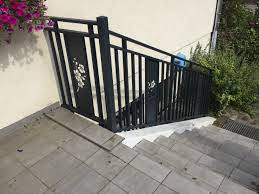 Nous modélisons les barres, corners et tiges de fer selon le design et la dimension souhaitée pour faire en sorte que l'ensemble s'harmonise avec le contexte d'utilisation : Garde Corps Design Ulsas L Artisan De Votre Exterieur