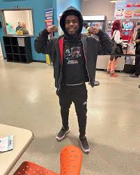 Zakee Smith (@money_bag_chesing) • Instagram photos and videos