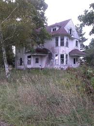 Abandoned Houses Mchenry County Illinois Taken On September 5 2014 What A Lovely Home It Must Have Been Abandoned Houses Abandoned Places Abandoned