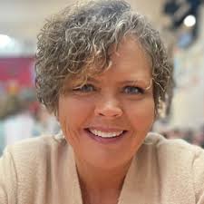 When considering who might star in the movie of his life, 1977 alumnus Doug  White said his second choice would have been Dennis Quaid. On Friday, April  7 that dream will come