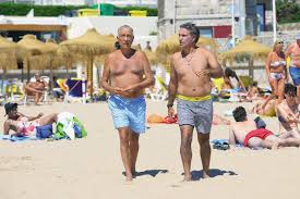 Por esta altura, o filho nuno. Caras Marcelo Rebelo Sousa Na Praia Com O Filho E Os Netos