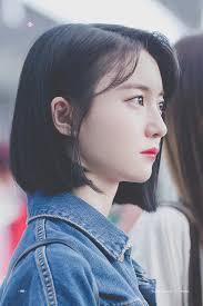 This is one of the kpop. Ohmygirl Binnie Wanita Idol