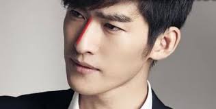 Tướng đàn ông tệ bạc, vũ phu, gái gú, phụ nữ tuyệt đối không nên lấy làm  chồng