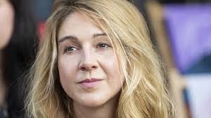 Kindheit in Ost-Berlin: Laura Laabs' „Adlergestell“