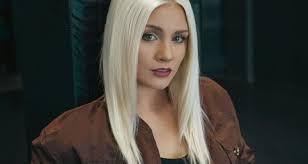 Experience Max Rae's Glamourous New Single “Dripping In Gold”