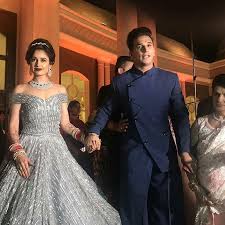 See more ideas about yuvika chaudhary, wedding couple poses, bridal outfits. Prince Narula And Yuvika Chaudhary S Chandigarh Reception Looks Right Out Of A Fairytale Real Wedding Stories Wedding Blog