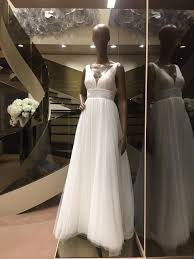 Abiti da cerimonia è il portale di riferimento del settore e oltre al prestigio ti offrirà una grande visibilità. Vetrina Dedicata A Galvan Sposa Da Fabiana Spose