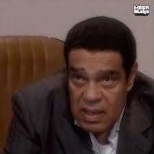 حاولت تعمل غلبانة قدامه ولكن بذكائه كشف كدبها