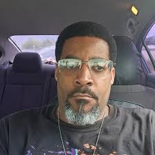 Not from what I can see but Frank Zappa once said anything over a mouthful  is wasted 🤣