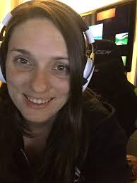 Streaming now join and follow me