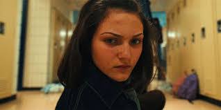 Rebecca Ellard's Instagram, Twitter & Facebook