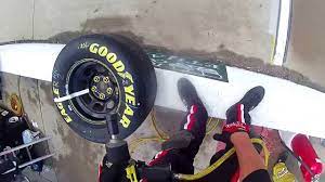 Daniels changed the front tires and breanna o'leary, 26, changed the back tires on black jr.'s no. Nascar Tire Changer Kyle Symington Pov Youtube
