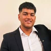 100+ "Neer" profiles