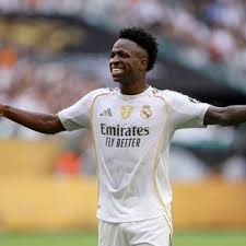 Vinicius Jr. Quitte le Real? Offre CHOQUANTE d'Arabie Saoudite!