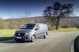 Nouveaux Vito Et Evito Tourer Plus D Efficience Et D Attractivite Pour L Utilitaire Moyen Volume A L Etoile