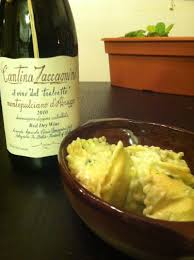 Zaccagnini, tralcetto montepulciano d'abruzzo doc, 2017. Cantina Zaccagnini Montepulciano D Abruzzo Il Vino Dal Tralcetto 2010 Wining Daily
