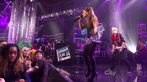 Ariana Grande - Right There ft. Big Sean (Dick Clark's New Years Rockin'  Eve in Times Square) - YouTube