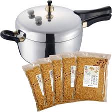 Amazon.co.jp : 玄米炊飯専用圧力鍋 マジックブラウン MB-420 5合炊き用 かんたん酵素玄米3合（5個セット）付 : ホーム＆キッチン