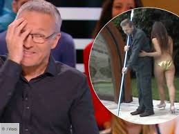 Qui prépare le petit déjeuner? Video Laurent Ruquier Tripote Par Une Actrice En Bikini Les Debuts Oublies De L Animateur Au Cinema Voici