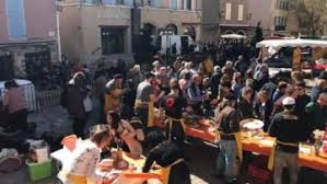 De nombreux repas à base de fin gras ont été servi par les restaurateurs du village et l'association fin gras du mézenc. Tv07 Cuisine Page 2 Tv07