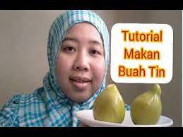 Buah tin terkenal sebagai buah kaya manfaat yang disebutkan dalam alquran. Tutorial Tutorial Makan Buah Tin Youtube