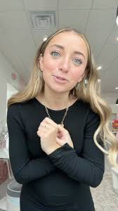 Brooklyn and Bailey (@brooklynandbailey) • Instagram photos and videos