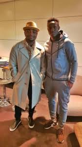 This property in the united kingdom commands both luxury and class like the tycoon owner. Mgeni Njoo Mwenyeji Apone Top 5 Personalities Hosted By Victor Wanyama In His London Home