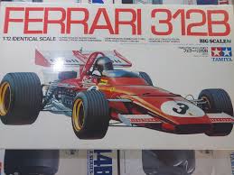 PLASTIC MODEL KITS RACE CARS