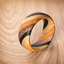 Holzring Aus Verschiedenfarbigem Geleimten Holz Holzringe Holzring Ringe Aus Holz