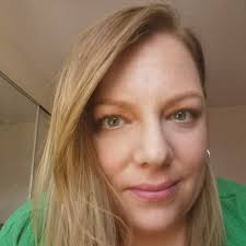 Amanda Timoney (@manda_timo)