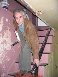 Basement Stairways Guide To Stair Railing Landing Construction Hazard Inspection