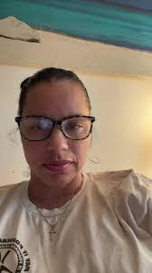 Elaine Escobar's Instagram, Twitter & Facebook