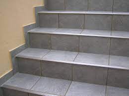 Insgesamt ist es ein sehr schönes miteinander und man kommt sehr gut miteinander klar bei der zeit, die man zuletzt zusammen auf der baustelle verbracht hat. Kellertreppe 2 Fliesen Frohler Aus Halfing