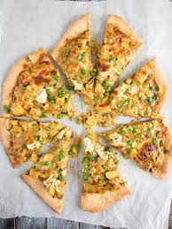Indian Pizza With Korma Curry Recipe Indian Pizza Curry Pizza Korma