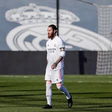 Sergio ramos abandona el real madrid después de 16 temporadas defendiendo el escudo del equipo blanco. V6qelrsuqfsjfm
