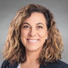 Lisa Deaver's Instagram, Twitter & Facebook