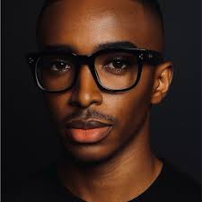 I Thato Nzimande , am a 19 CEO and founder of my own marketing agency and  logistics and supply chain graduate , I'd like to thank god , my ancestors  , family