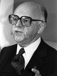 Jean Dore's Instagram, Twitter & Facebook