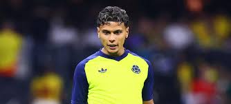 Video - Bournemouth enter race for Fulham target Richard Rios